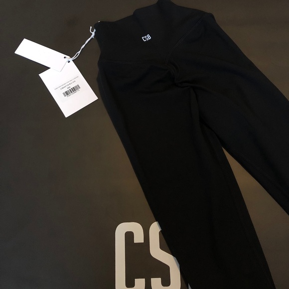CROP SHOP BOUTIQUE FORM INVISIBLE SCRUNCH HIGH WAIST LEGGINGS - Picture 1 of 4